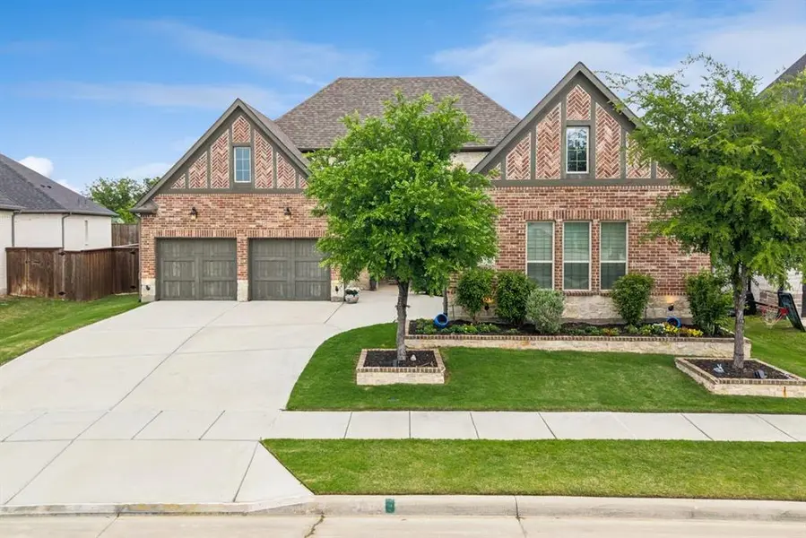 2700 Castlebridge, The Colony, TX 75056