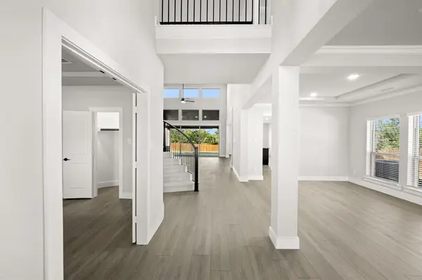 609 Hidden Lakes, Desoto, TX 75115