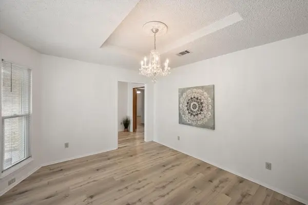 3211 Vernon Drive, Arlington, TX 76015