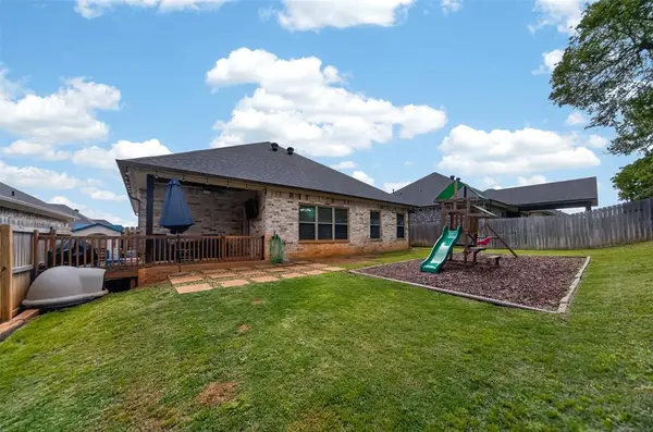 412 Faithful Road, Lindale, TX 75771