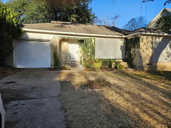 816 Kirkwood Drive, Dallas, TX 75218