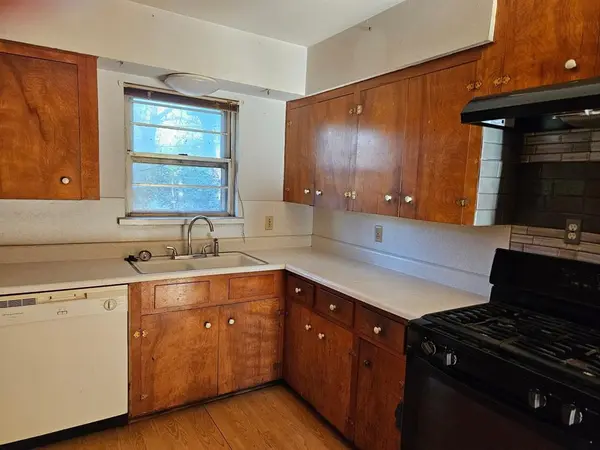 816 Kirkwood Drive, Dallas, TX 75218