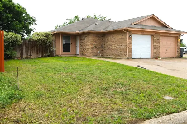 3411 Stonewall Lane, Fort Worth, TX 76123