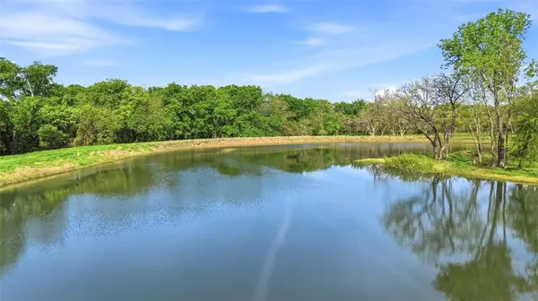 9015 US Highway 69, Bells, TX 75414