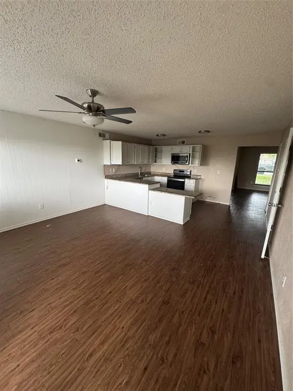 912 Navasota Drive, Garland, TX 75040