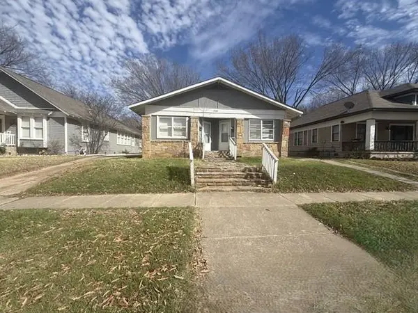 2115 Hurley Avenue, Fort Worth, TX 76110