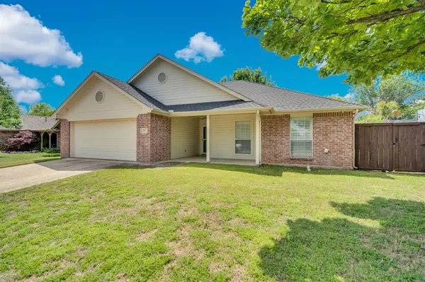 506 Whitney Drive, Midlothian, TX 76065