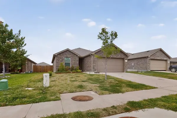 1412 Waverley Drive, Greenville, TX 75402