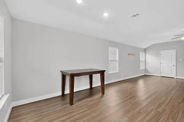 1412 Waverley Drive, Greenville, TX 75402