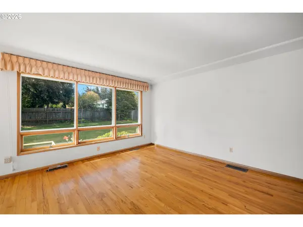 14220 NE SAN RAFAEL ST, Portland, OR 97230