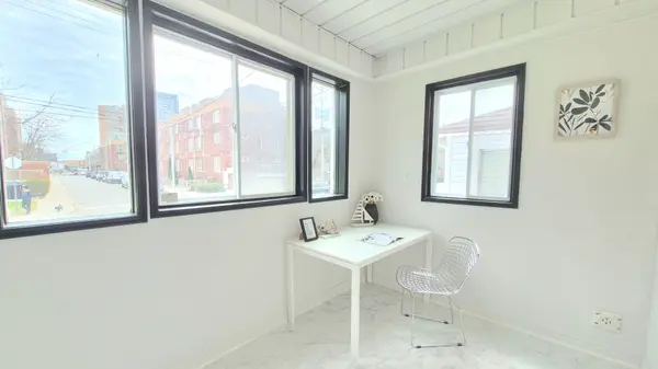 356 Wallace AVE, Toronto W02, ON M6P 3P2