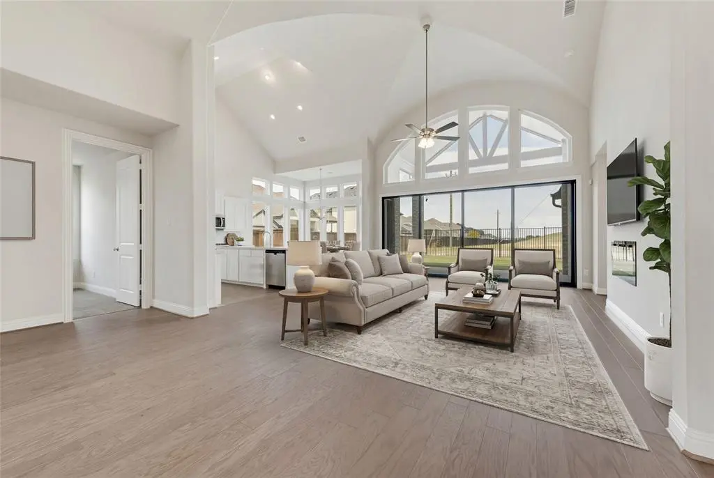 1006 Cascading Creek Drive, Rockwall, TX 75087