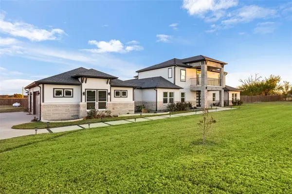 3721 E Highway 34, Ennis, TX 75119