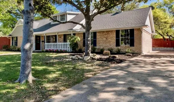 2888 Reedcroft Drive, Farmers Branch, TX 75234