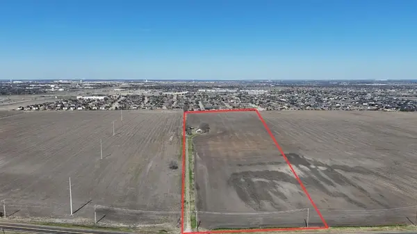 1931 Fm 878, Waxahachie, TX 75165