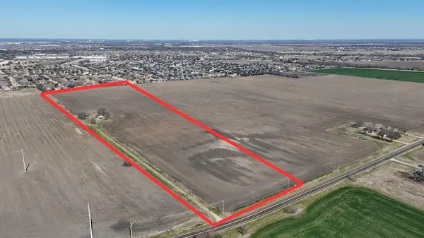 1931 Fm 878, Waxahachie, TX 75165