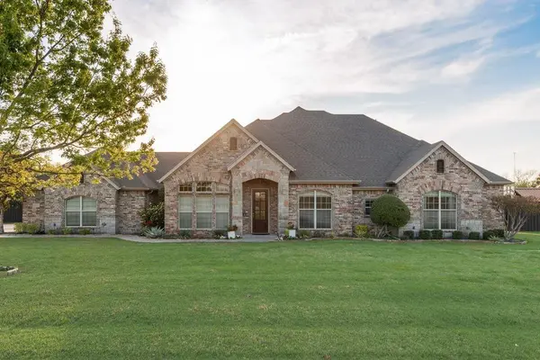 3521 Wimbledon Way, Midlothian, TX 76065