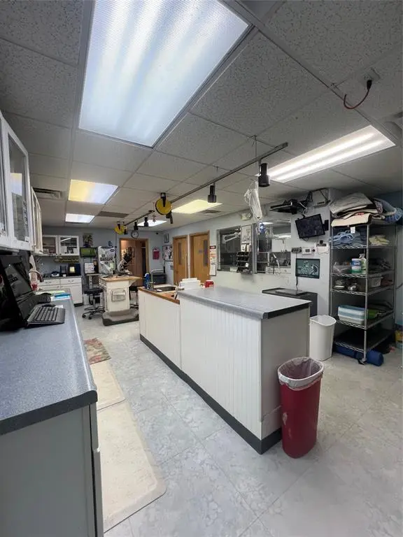 2900 Youree Drive, Shreveport, LA 71104