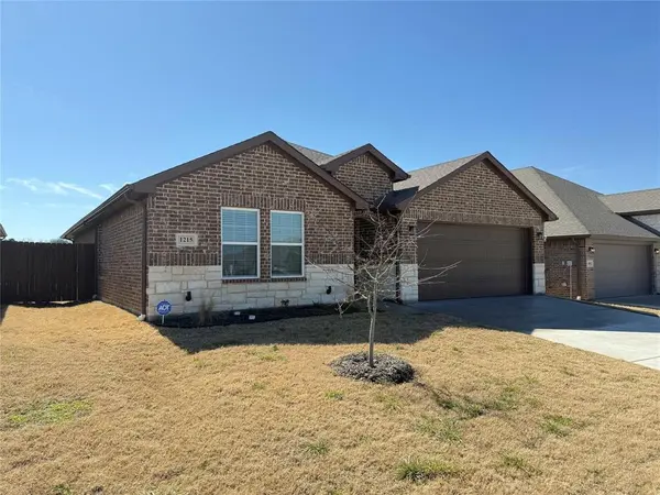 1215 Brad Kellar Drive, Greenville, TX 75402