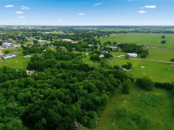 1.02+/-Acres Belton Avenue, Chilton, TX 76632