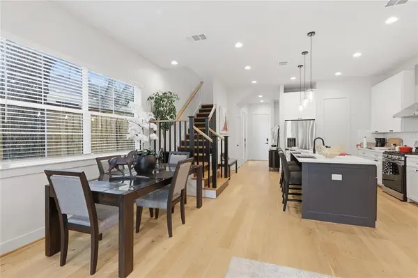 1005 Mount Auburn Avenue, Dallas, TX 75223