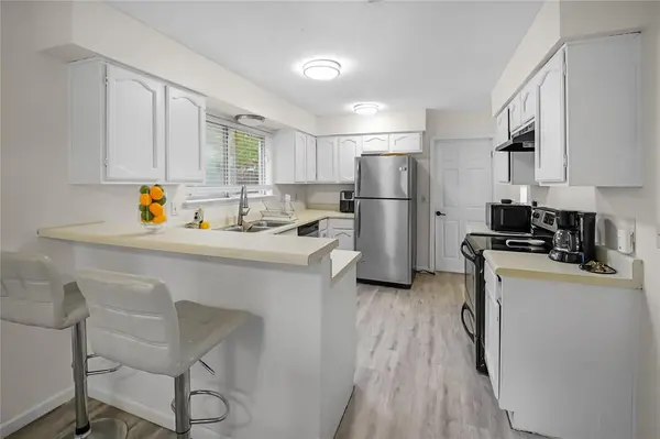 834 Brian Drive, Grand Prairie, TX 75052