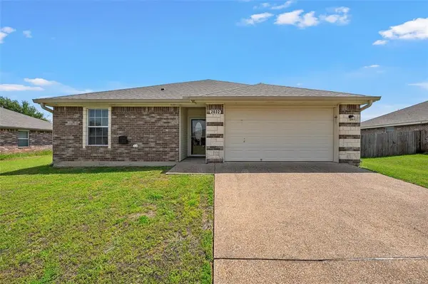 2032 Sabine Drive, Waco, TX 76708