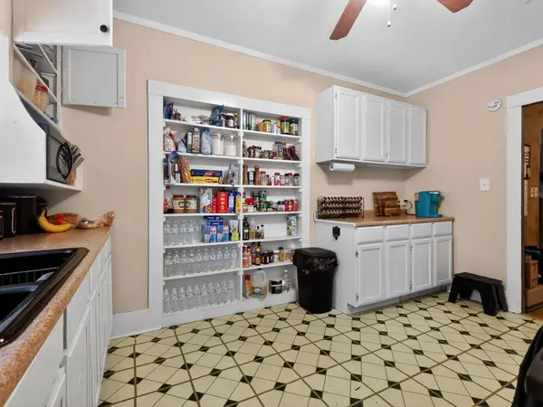 1301 Locust Street, Commerce, TX 75428