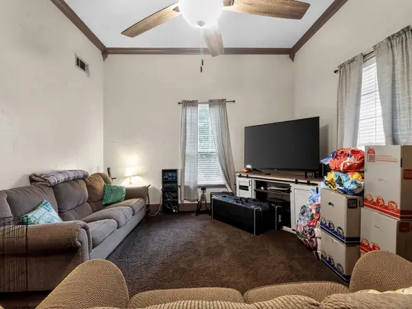 1301 Locust Street, Commerce, TX 75428