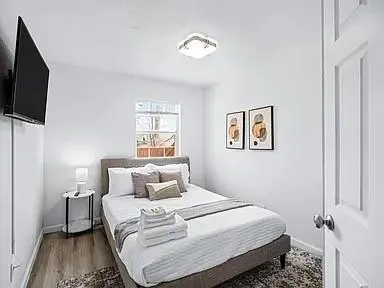 2254 Areba St Street #A, Dallas, TX 75203