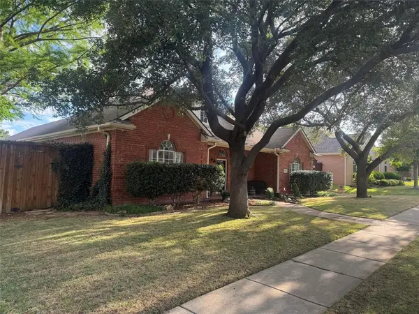 11721 Waterford Lane, Frisco, TX 75035