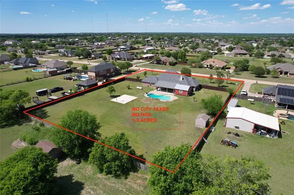 5640 Jennifer Lane, Midlothian, TX 76065