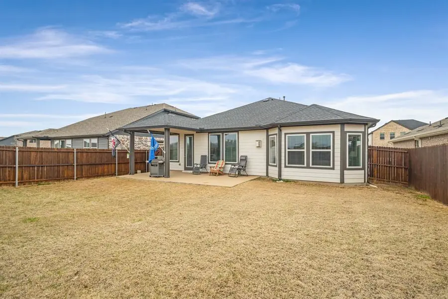 1913 Briar Hill Drive, Denton, TX 76207