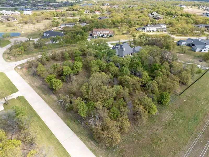 1028 Hat Creek Road, Bartonville, TX 76226