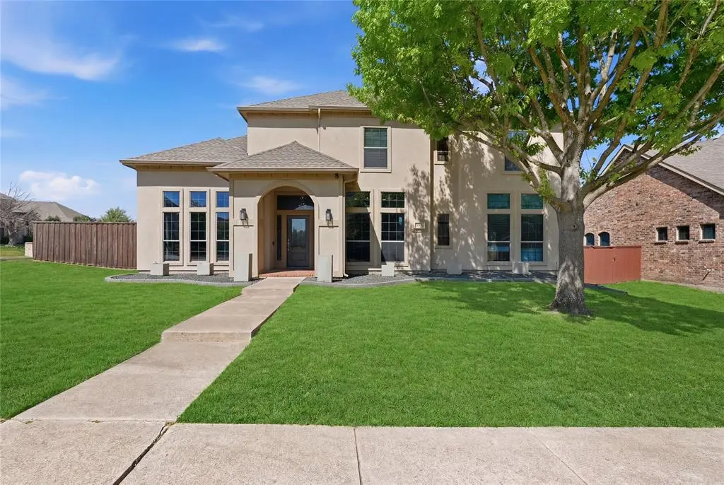 1733 White Cap Court, Desoto, TX 75115