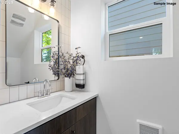 3274 SE 115th AVE, Portland, OR 97266