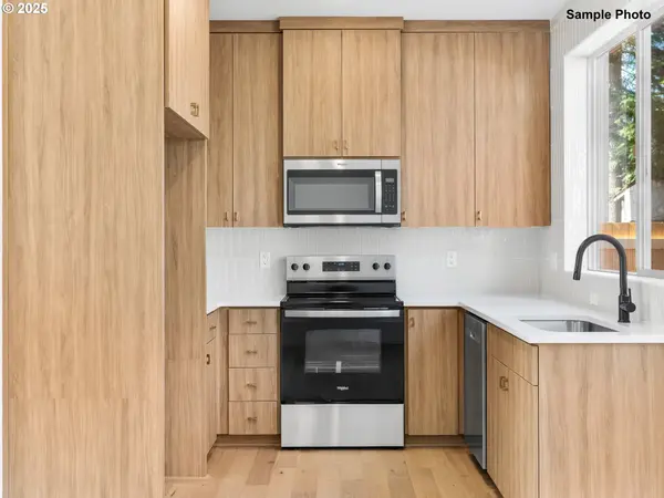 3276 SE 115th AVE, Portland, OR 97266