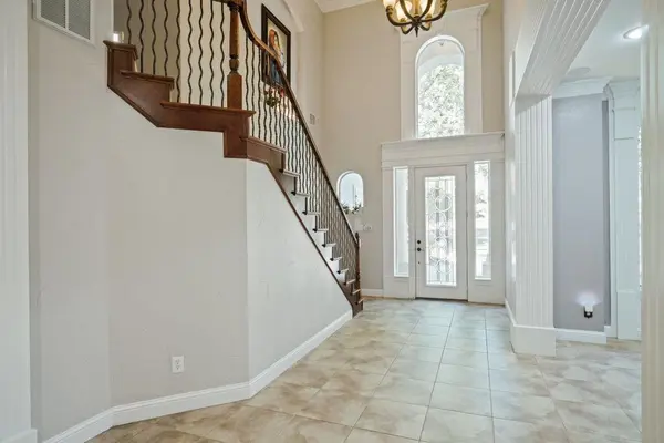 5968 Riverbend Place, Fort Worth, TX 76112