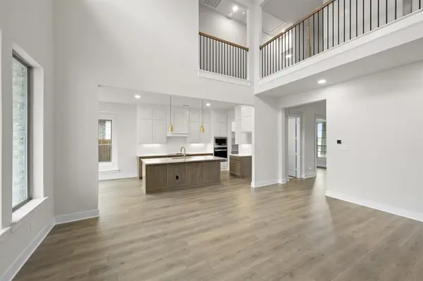 5401 Rowlan Row, Midlothian, TX 76065