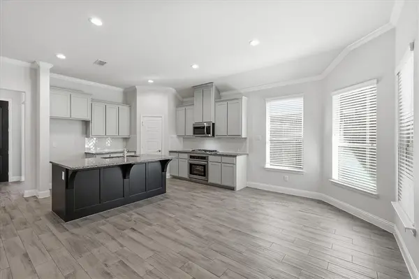 717 10th Street, Argyle, TX 76226