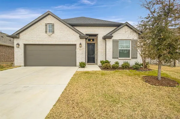 1913 Briar Hill Drive, Denton, TX 76207