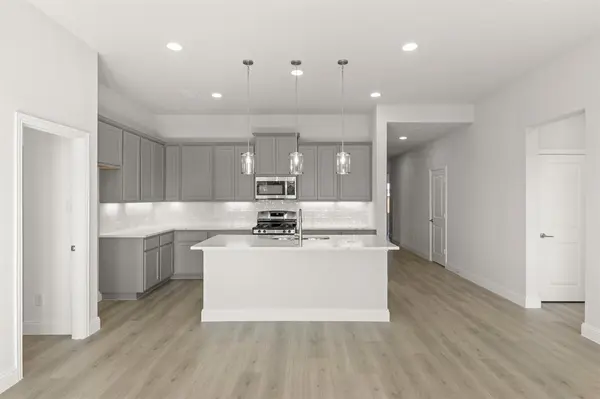 1232 Redcoat Drive, Forney, TX 75126