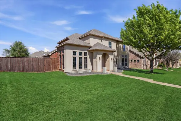 1733 White Cap Court, Desoto, TX 75115