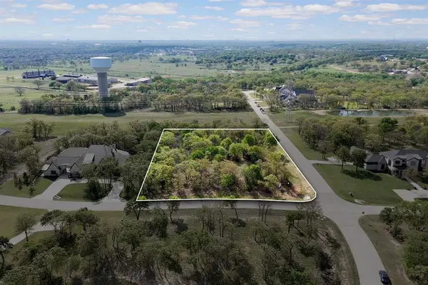 1028 Hat Creek Road, Bartonville, TX 76226