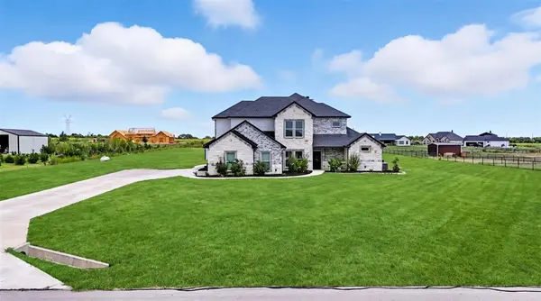 7271 Michelle Point, Krum, TX 76249