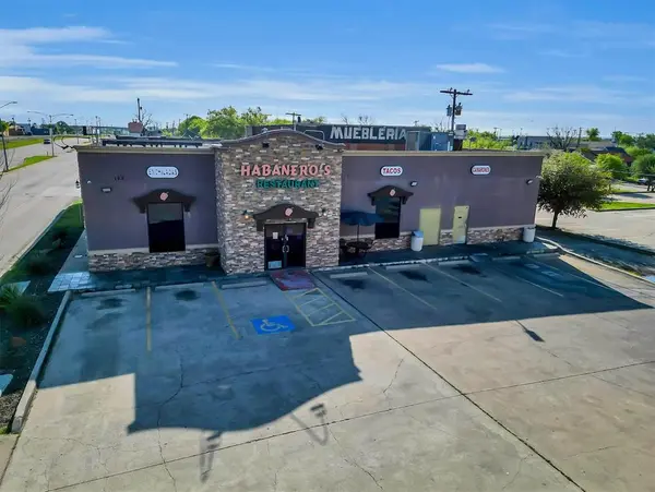 123 E Jefferson Street, Grand Prairie, TX 75051