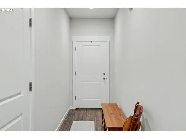 415 NW 6TH ST, Willamina, OR 97396