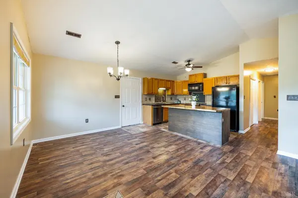 224 Lookout DR, Lynchburg, VA 24502