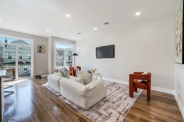 39 Grace St, Irvington Twp., NJ 07111