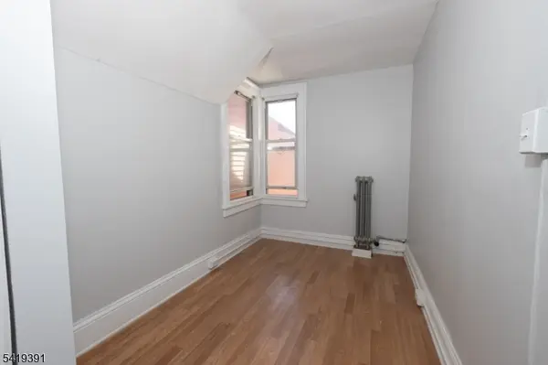 297 W Broadway, Paterson City, NJ 07522